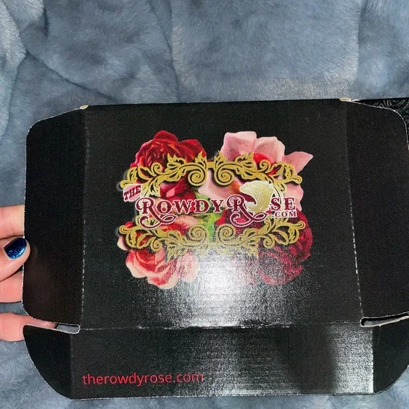 Rowdy 🌹 LV stamped belt buckle w turquoise - Picture 2 of 3